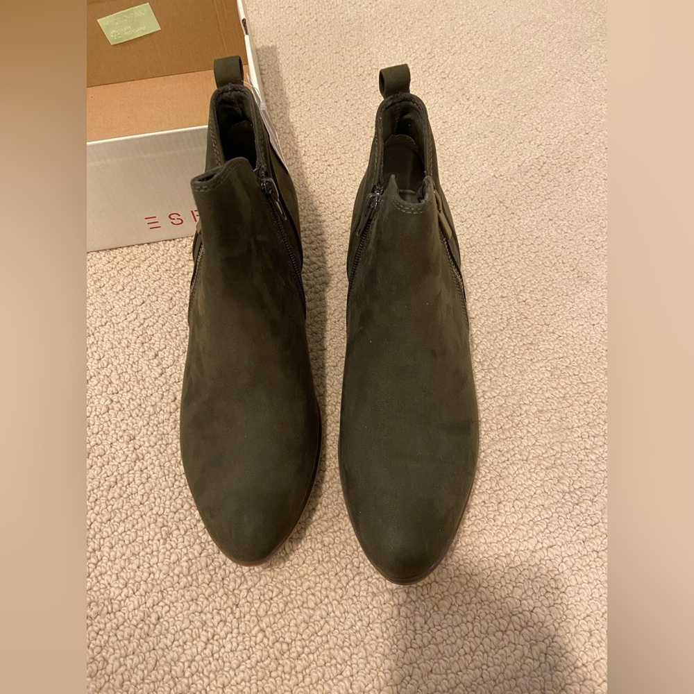 Espirit green boots